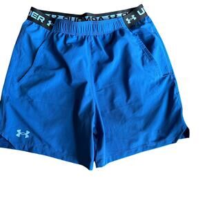 NWT Men's Blue Under Armour Fitted Athletic Shorts Sz L